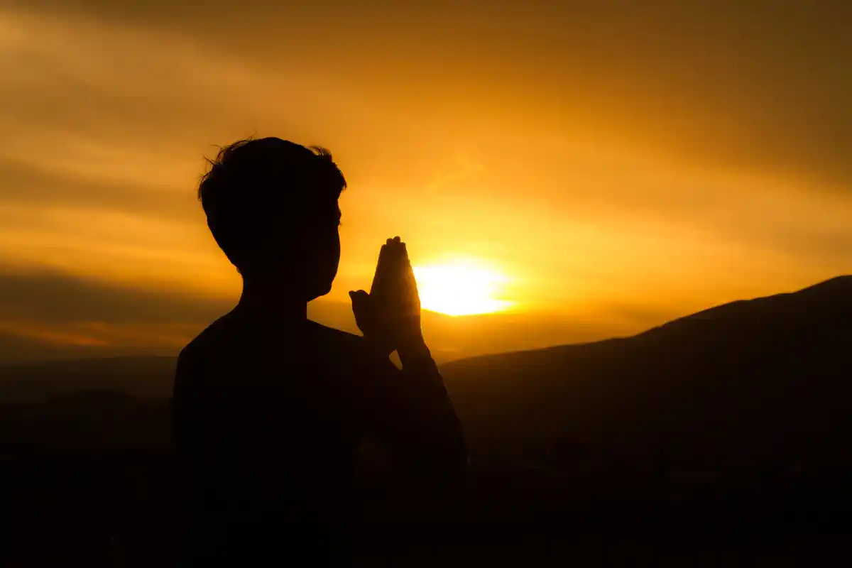 powerful evening prayers and devotions for sleep 2